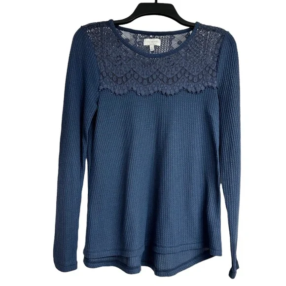 Lucky Brand size small American navy lace yoke thermal waffleknit top - Picture 2 of 6